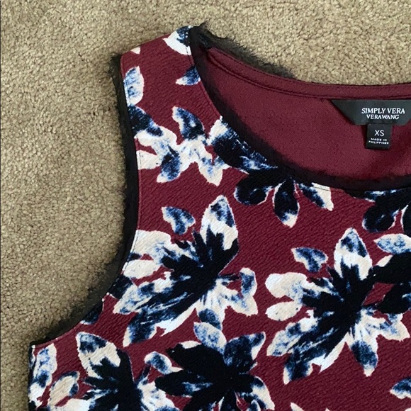 Simply Vera Vera Wang floral tunic - Picture 6 of 9